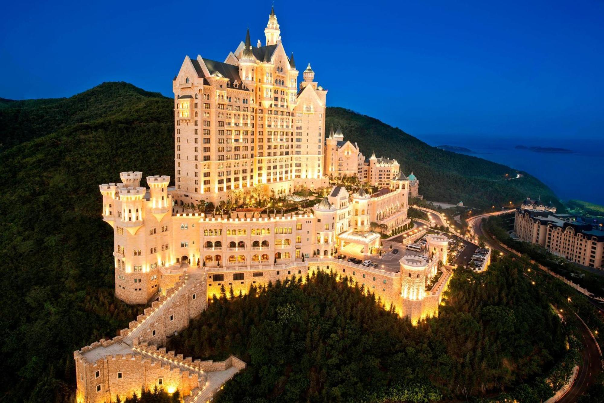 The Castle Hotel, A Luxury Collection Hotel, Далиен Екстериор снимка
